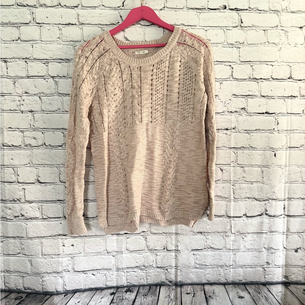 MAURICES. Pink sweater. Size XS